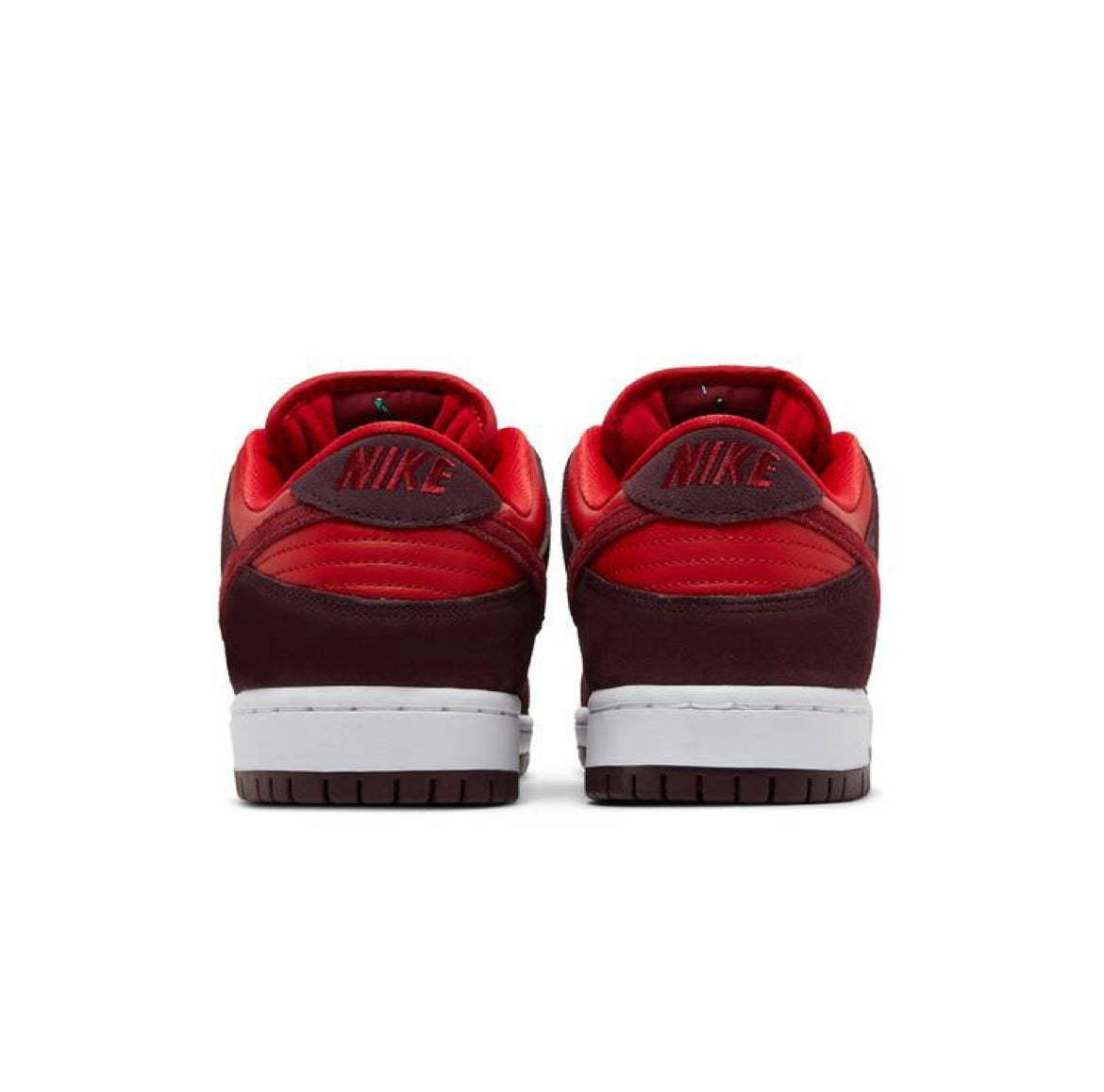 Nike SB Dunk Low Cherry