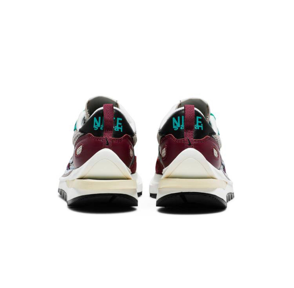 Nike Sacai Vaporwaffle Villain Red