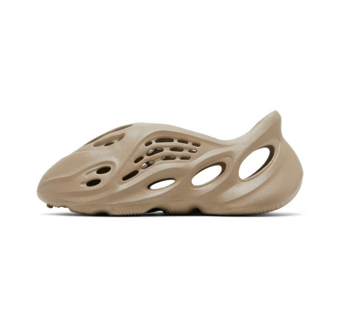 Yeezy Foam RNNR Mist