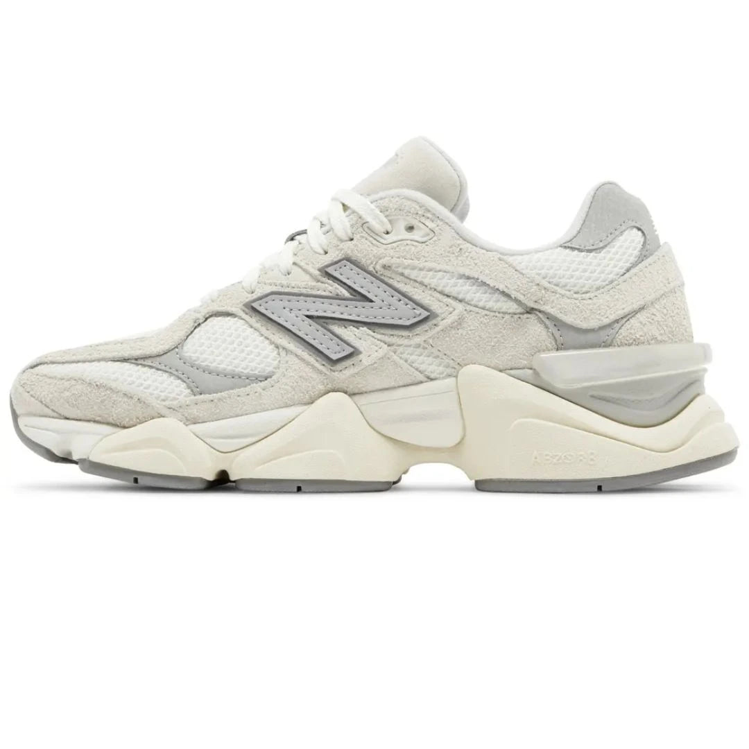 New Balance 9060 Moonbeam Sea Salt