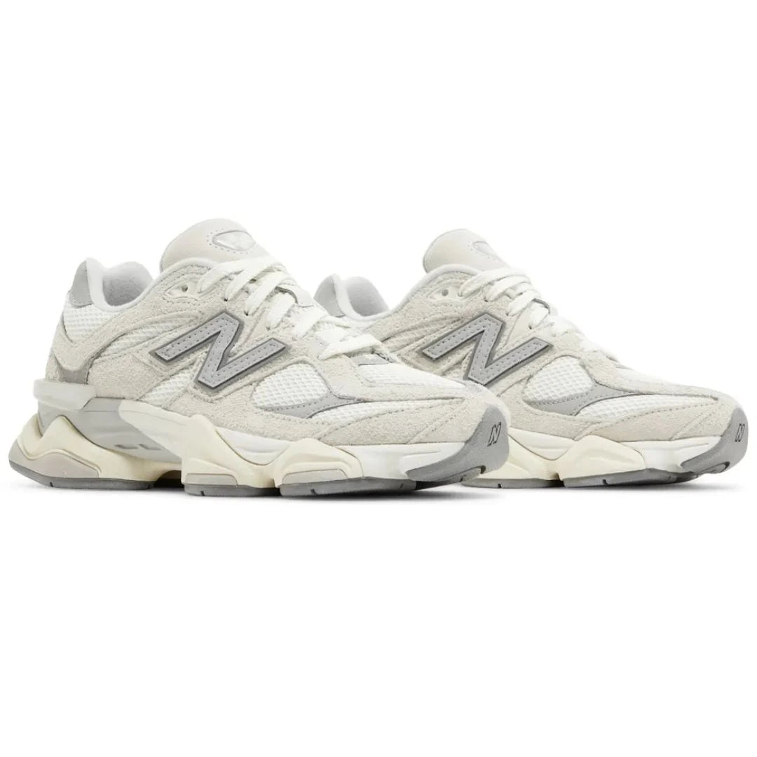 New Balance 9060 Moonbeam Sea Salt