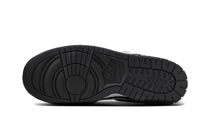 Nike Dunk Low Jumbo Reverse Panda