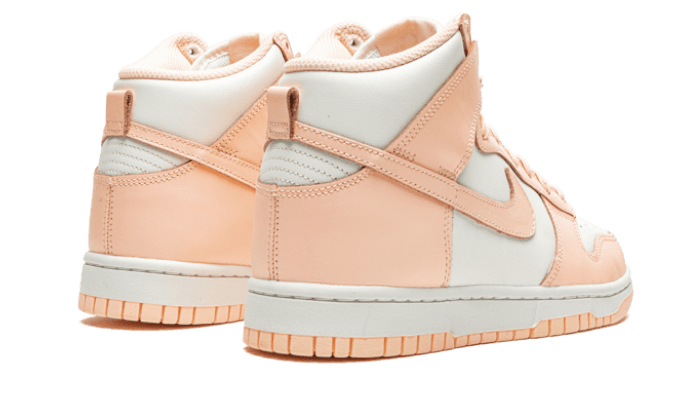 Dunk High Crimson Tint