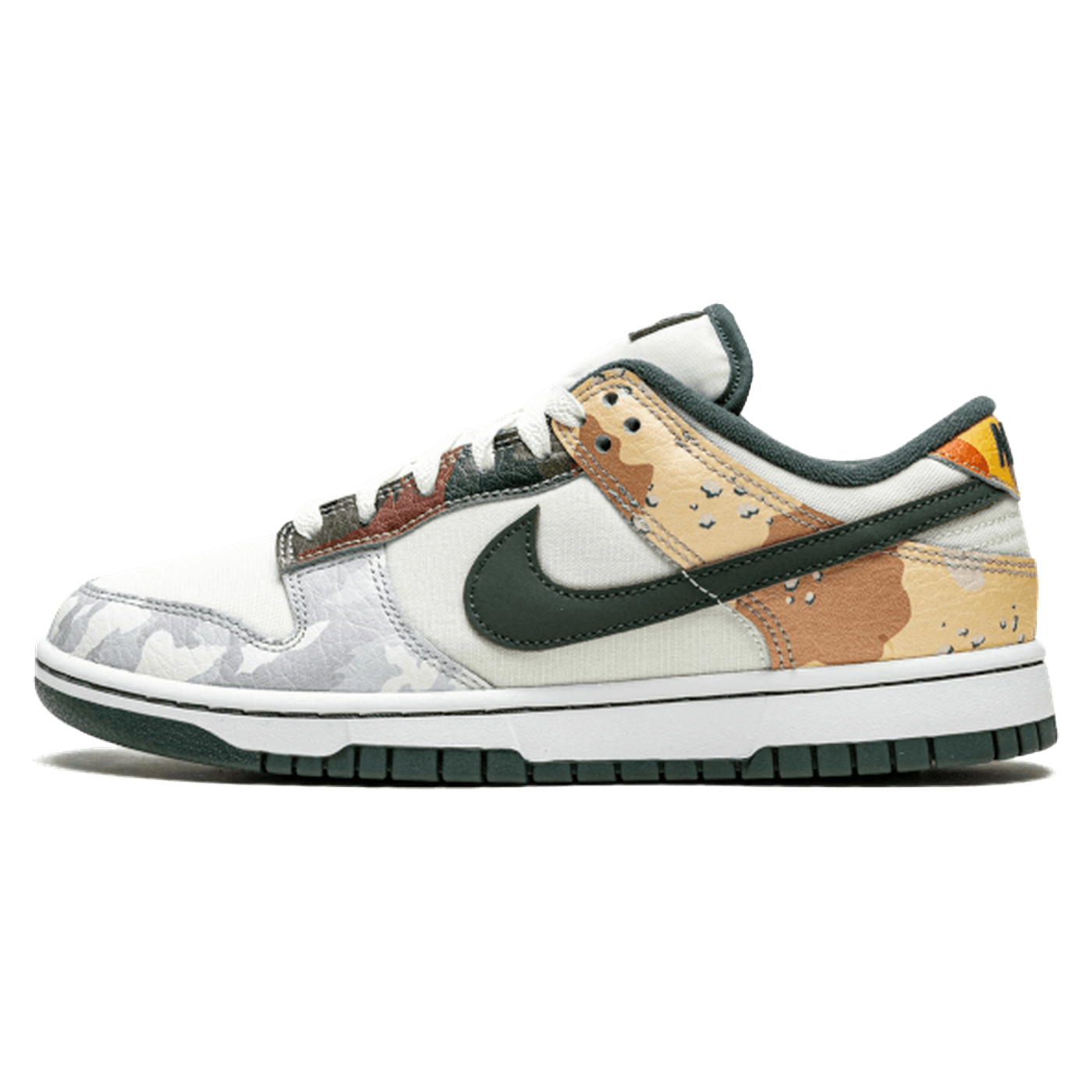 Nike Dunk Low SE Sail Multi-Camo