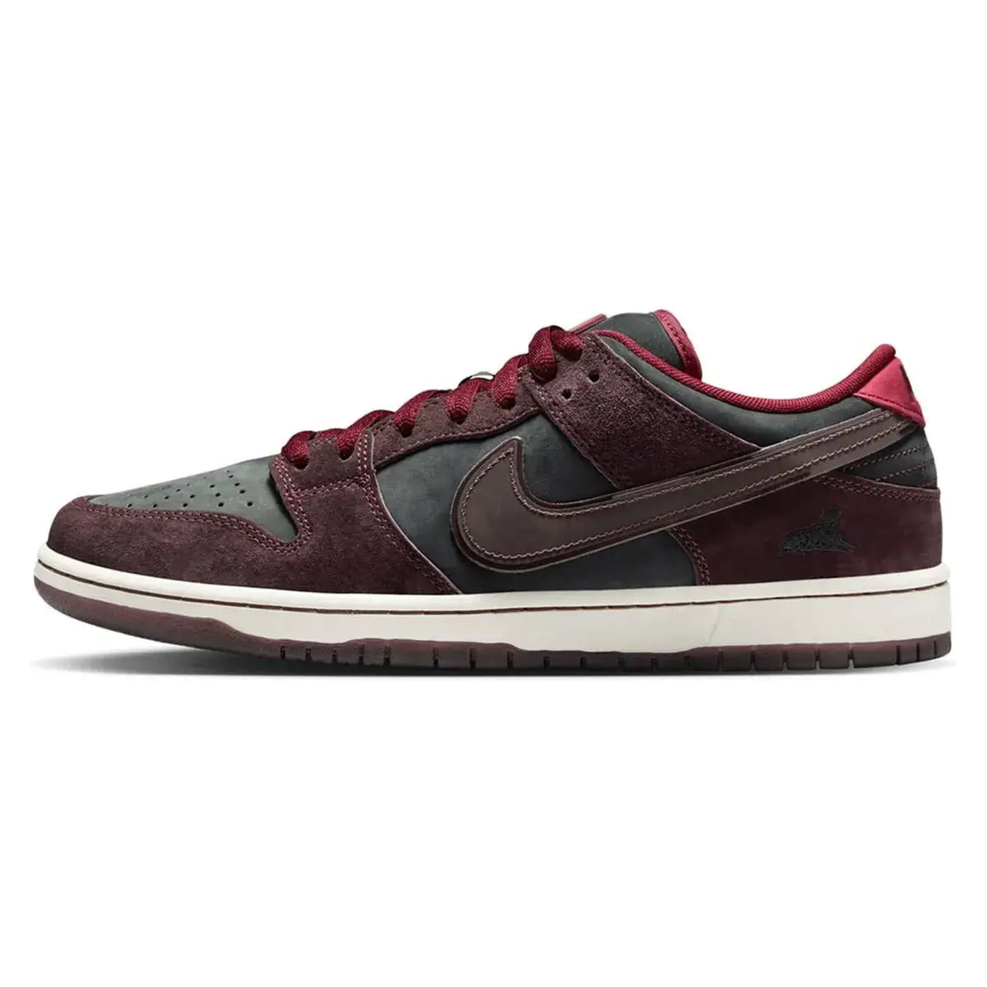 Riot Skateshop x Nike SB Dunk Low "Mahogany"