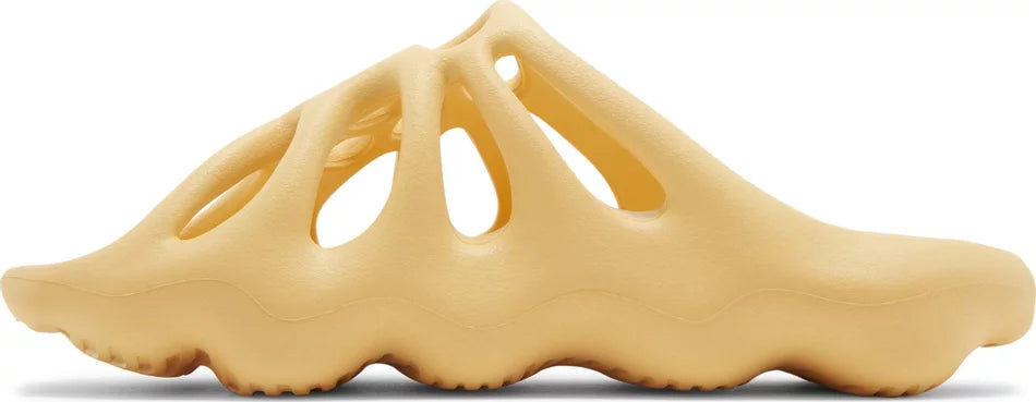 Yeezy 450 Slide Cream