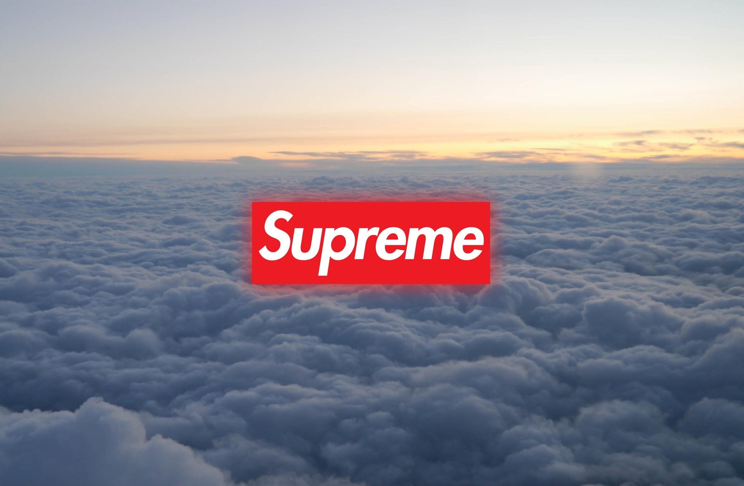 Supreme New York: Odkryj Ikoniczną Markę Mody Miejskiej