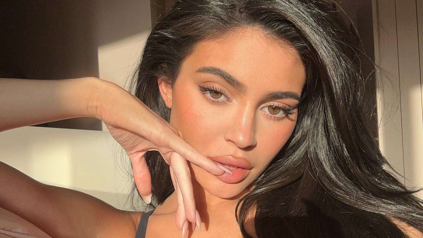 Co nosi Kylie Jenner: Podgląd w świat stylizacji Kylie Jenner