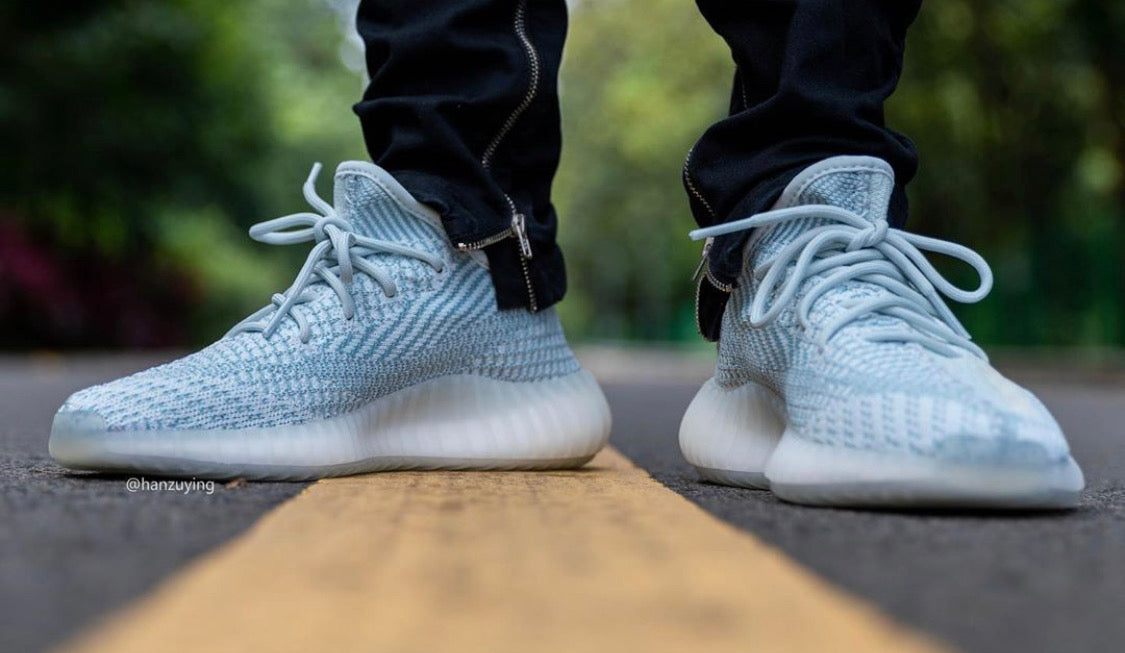 Yeezy 350 Cloud White: Najlepsze buty sportowe dla stylu i wygody