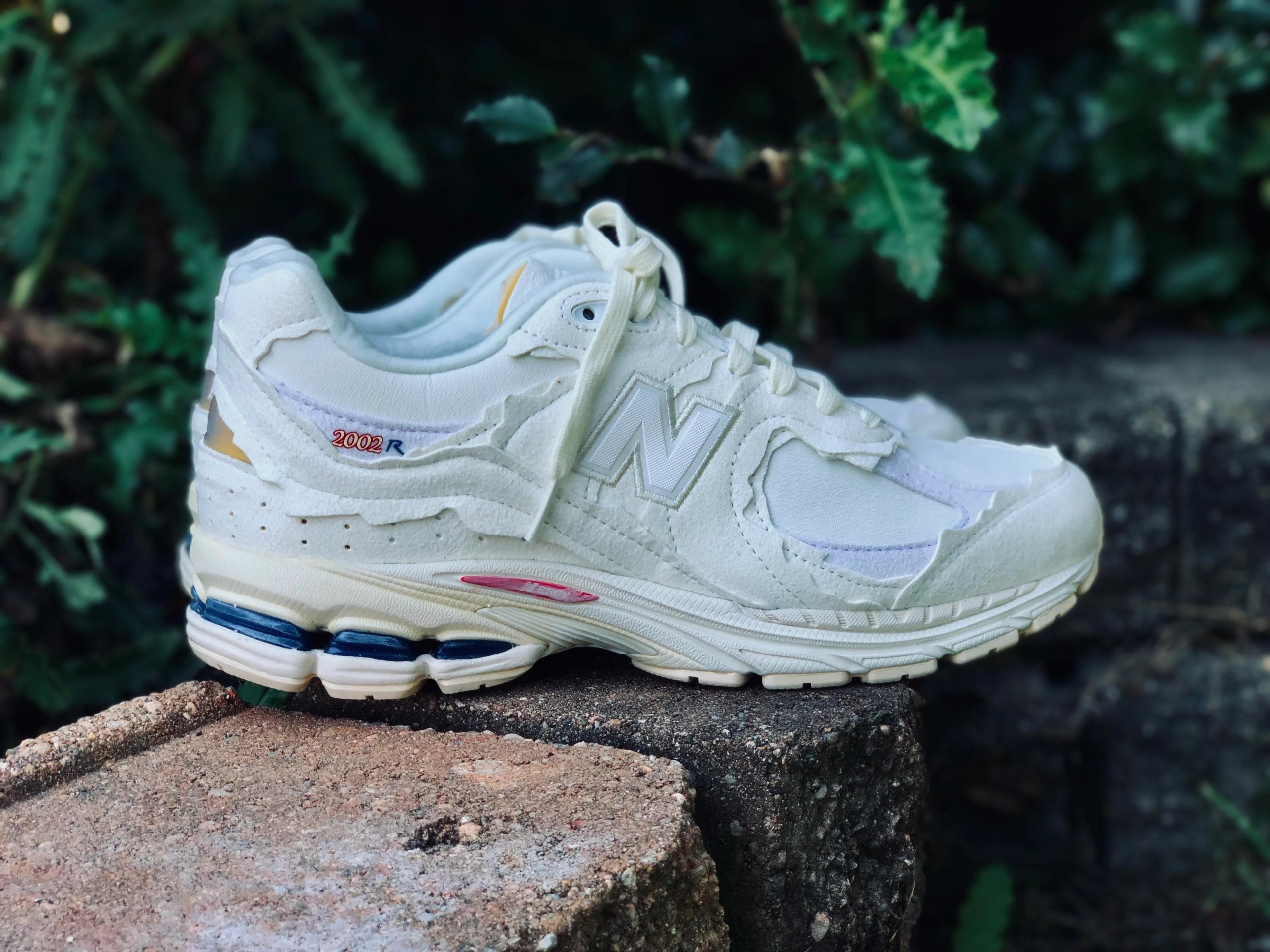 New Balance 2002r Protection Pack Sea Salt: Buty stworzone na styl i wytrzymałość