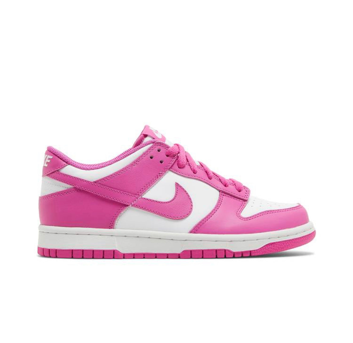Limitowane Nike Dunk Low – Czy są one warte inwestycji?