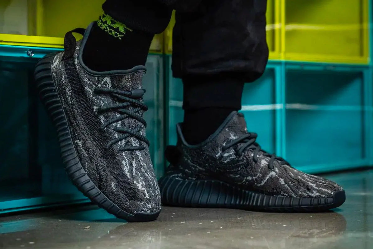 Adidas Yeezy 350 – jak je stylizować w nietypowy sposób?
