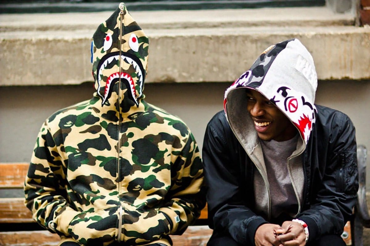 A Bathing Ape: Odkrywanie kultowej marki streetwearowej
