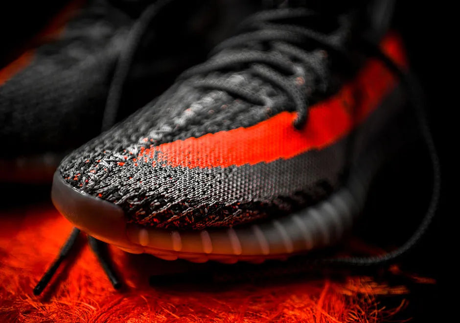 Adidas Yeezy 350 – Przewodnik po Najnowszych Modelach: Odkryj Świat Mody i Komfortu