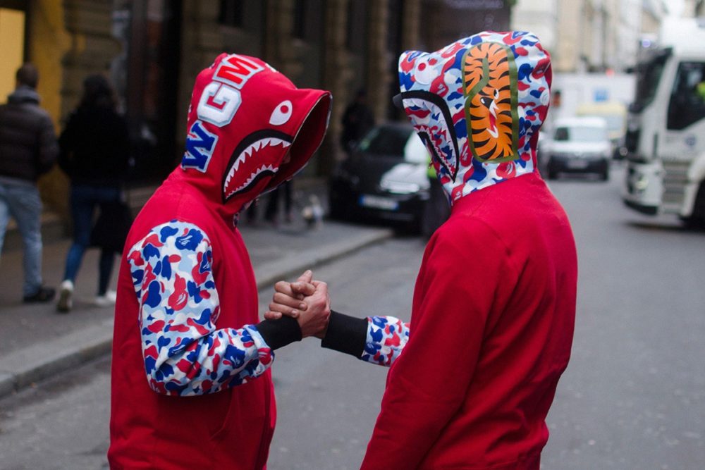 Bape: Ikona Streetwearu – Historia, Styl i Popularność