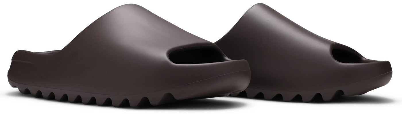 Yeezy Slide Soot 2021