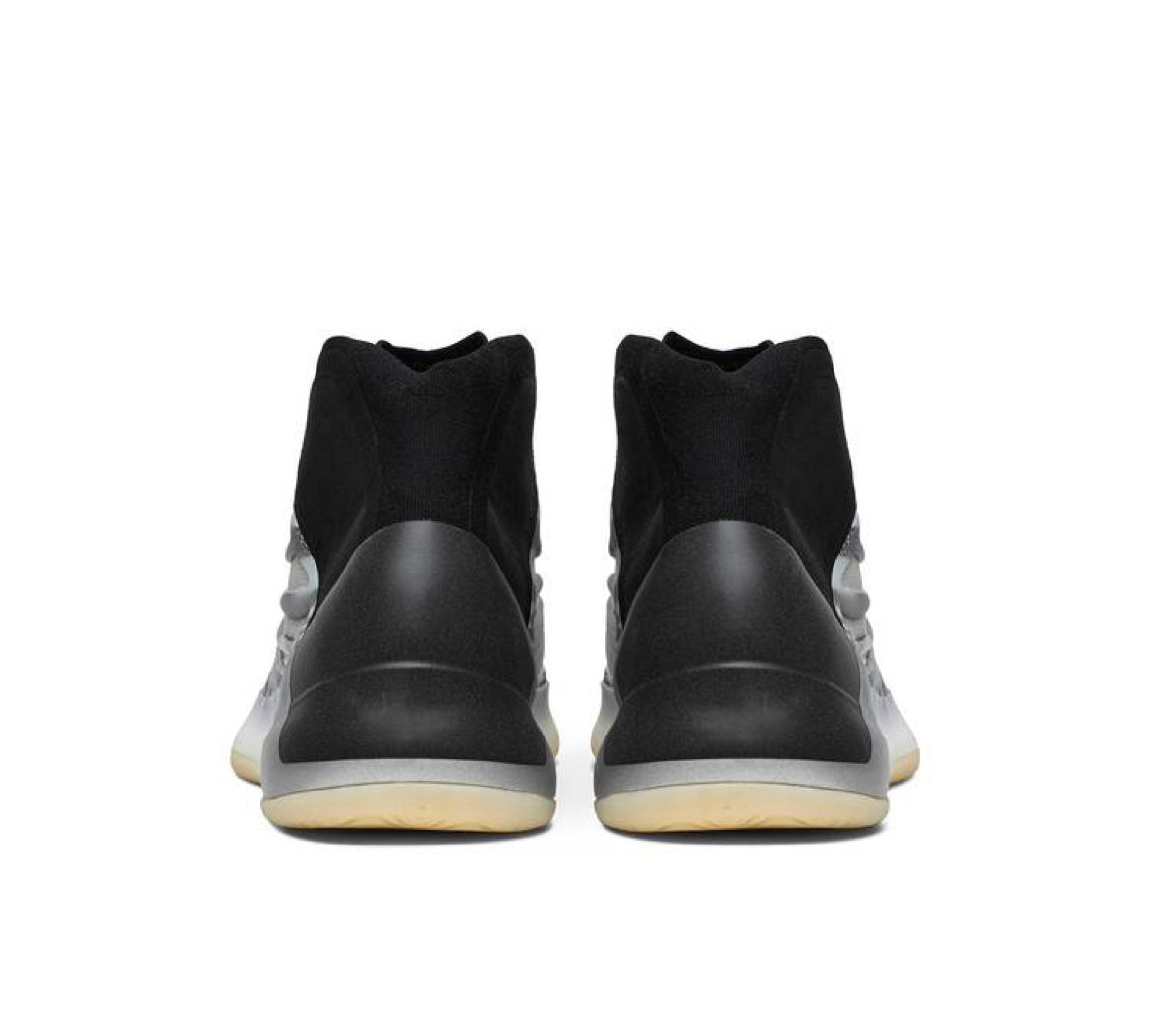 Adidas YZY QNTM BSKTBL (Performance Basketball Model)