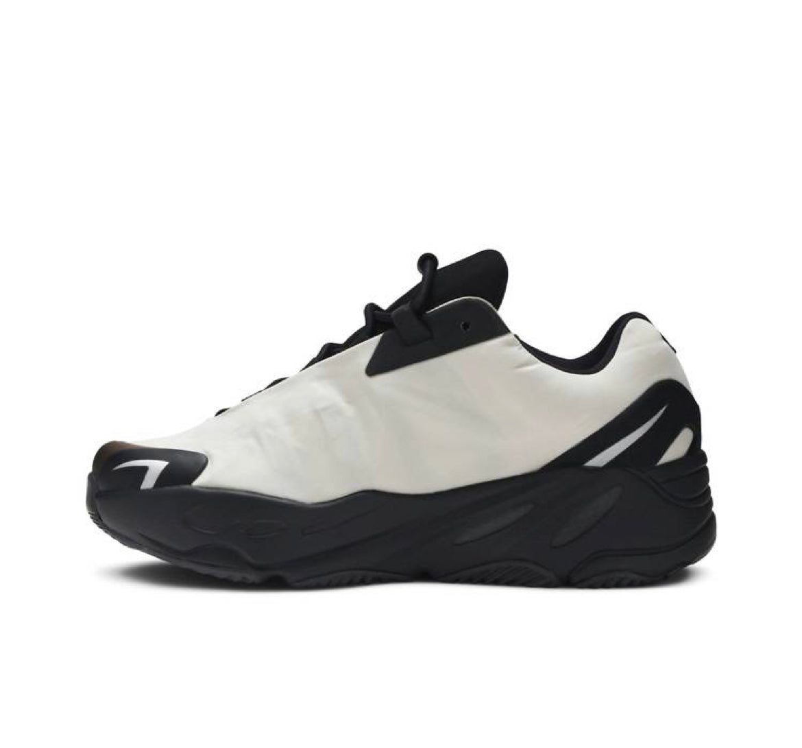 Kids' Adidas Yeezy 700 MNVN Bone