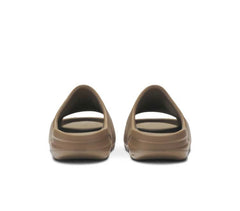 Kids' Yeezy Slide Earth Brown