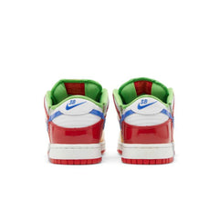 Nike SB Dunk Low Sandy Bodecker