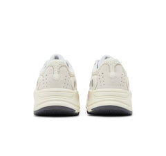 Yeezy Boost 700 Analog
