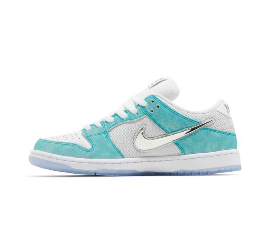 Nike SB Dunk Low April Skateboards