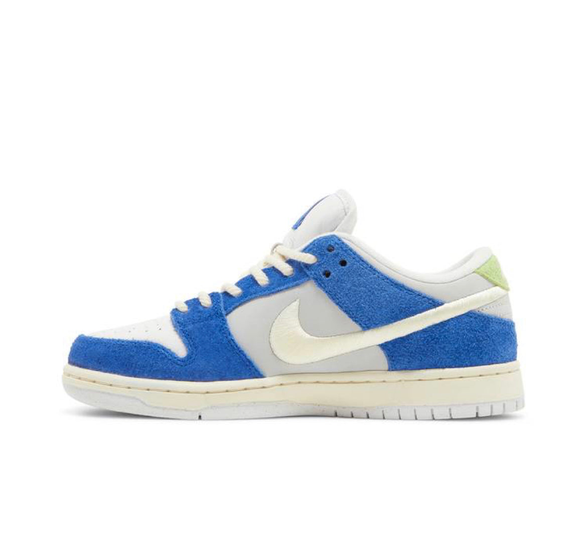 Nike SB Dunk Low Pro QS Fly Streetwear