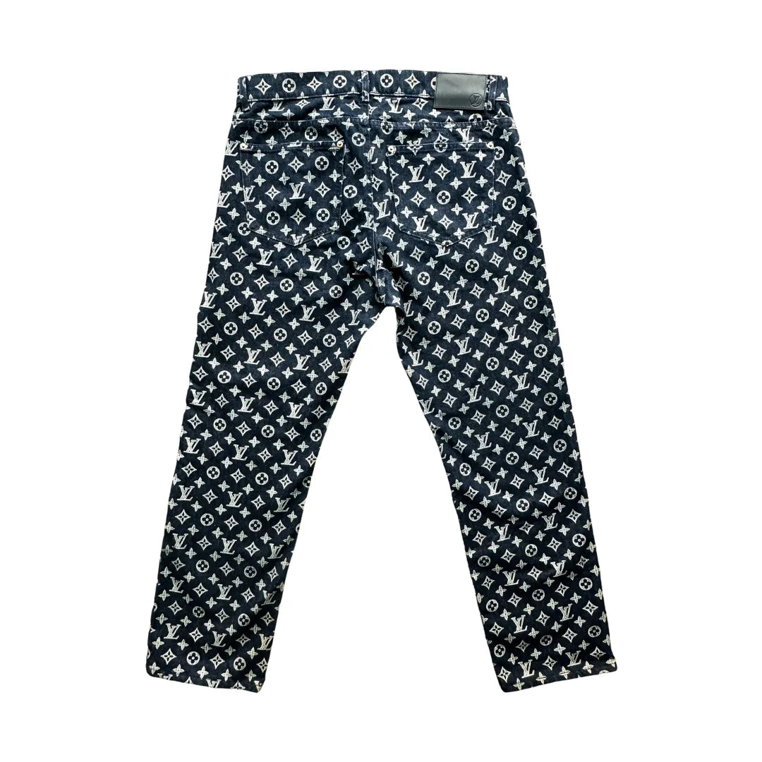 Louis Vuitton tmavomodré monogramové džíny Kim Jones