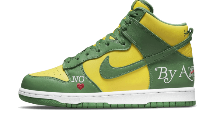 Supreme x Nike SB Dunk High By Any Means Brazil