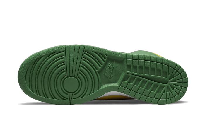 Supreme x Nike SB Dunk High By Any Means Brazil