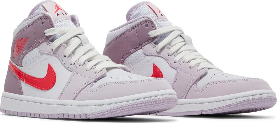 Air Jordan 1 Mid Valentine's Day