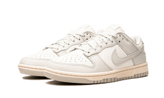 Nike Dunk Low Light Bone
