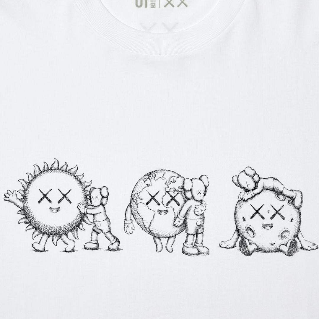 KAWS UNIVERSE UT Graphic White 02