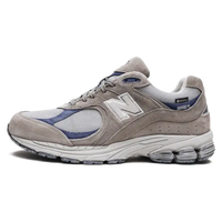 New Balance 2002R Gore-Tex Light Grey