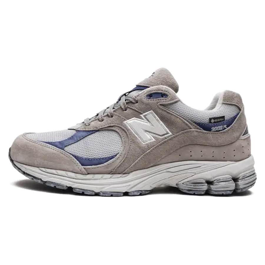 New Balance 2002R Gore-Tex Light Grey