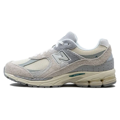 New Balance 2002R Linen