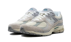 New Balance 2002R Linen