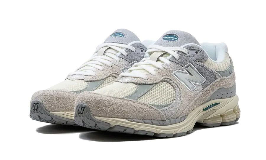 New Balance 2002R Linen