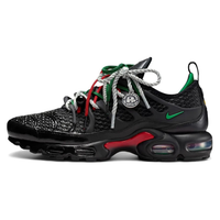 Nike Air Max Plus Homecoming Black