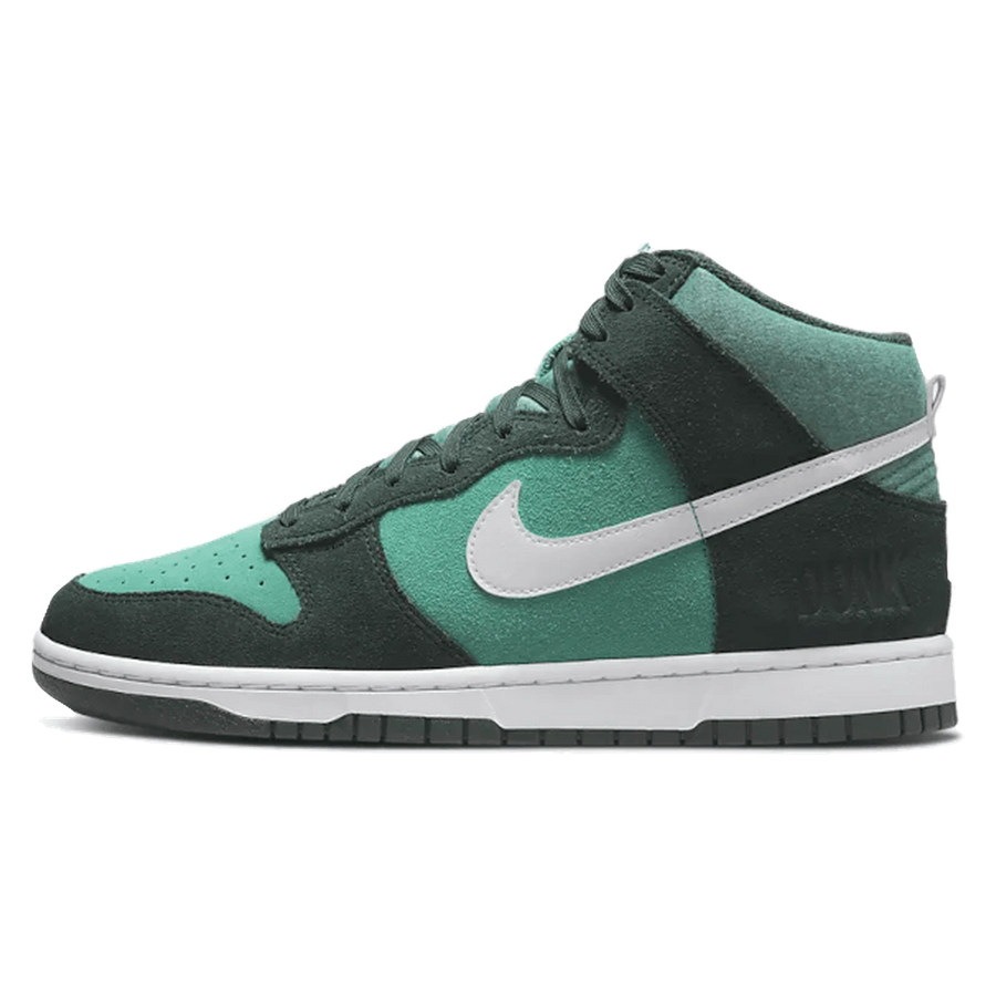 Nike Dunk High Retro SE Athletic Club