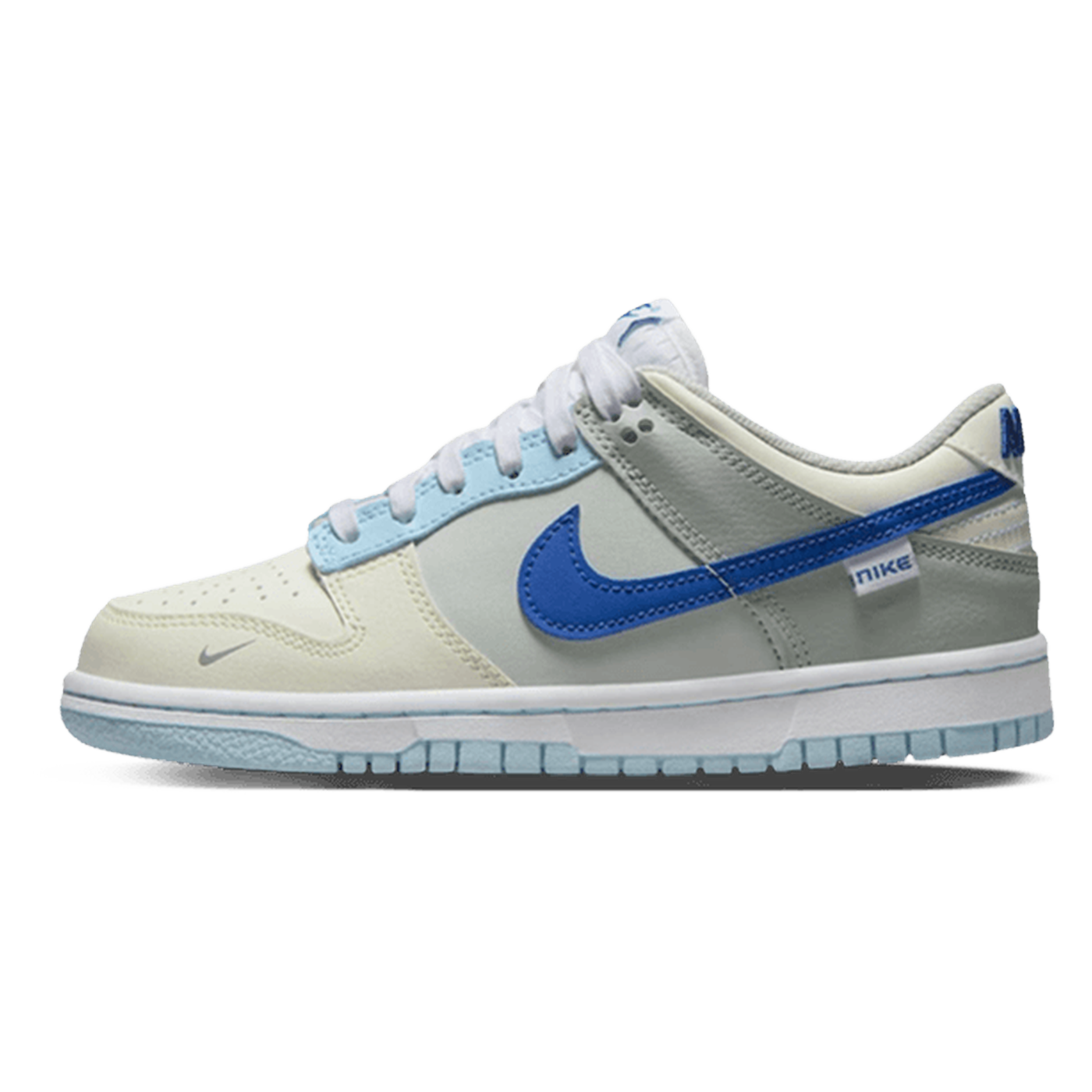 Nike Dunk Low Ivory Hyper Royal