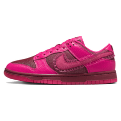 Nike Dunk Low Valentines Day (2022)