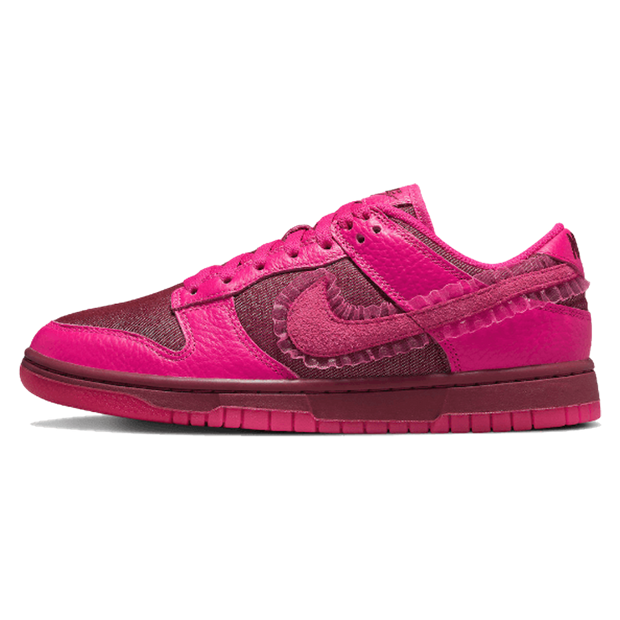 Nike Dunk Low Valentines Day (2022)