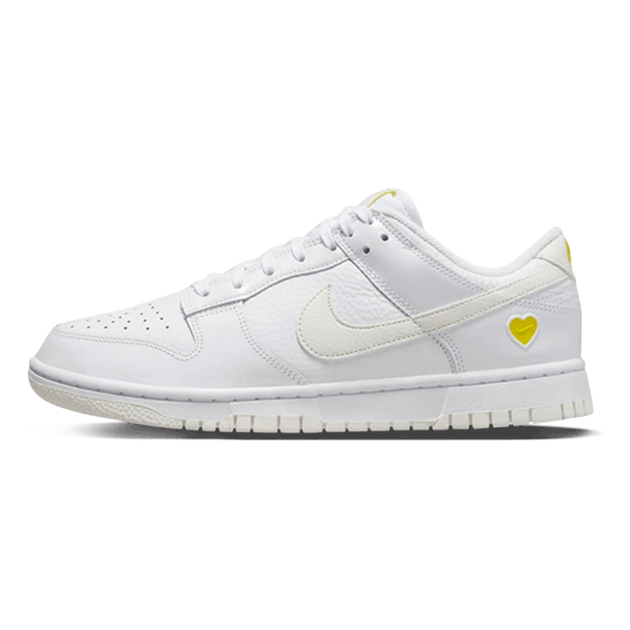 Nike Dunk Low Yellow Heart