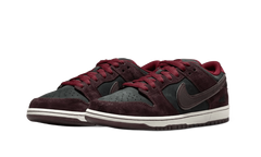 Riot Skateshop x Nike SB Dunk Low "Mahogany"