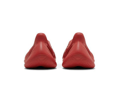 Yeezy Foam RNNR Vermillion