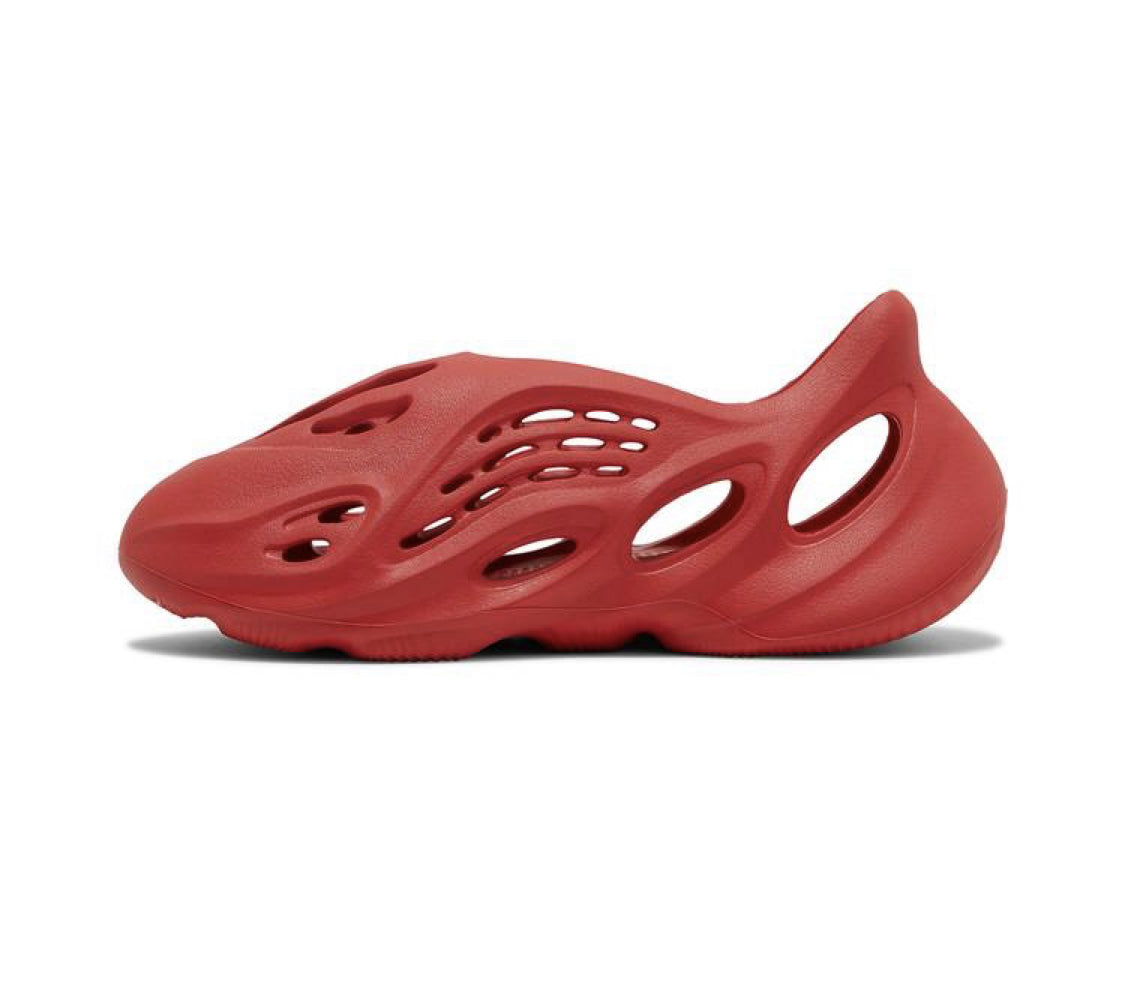 Yeezy Foam RNNR Vermillion