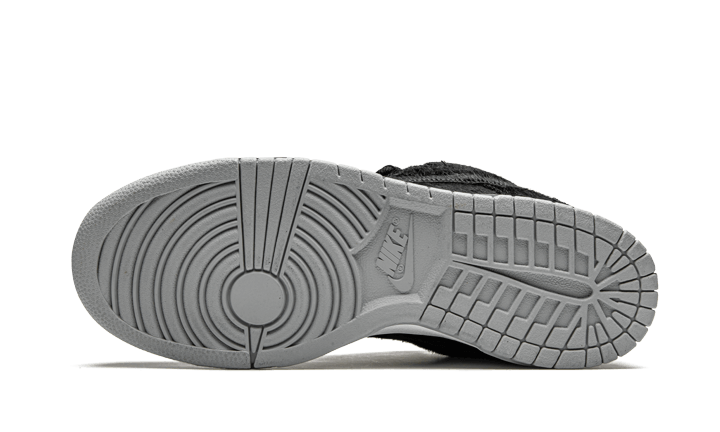Medicom Toy x Nike SB Dunk Low BE@RBRICK