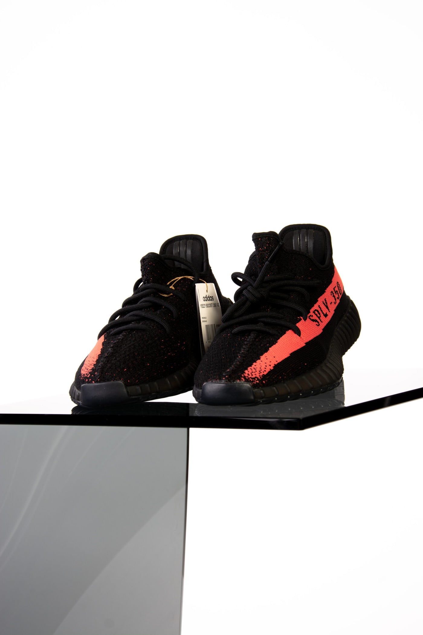 Yeezy Boost 350 V2 Core Black Red "Redstripe"