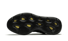 Yeezy 700 V3 Alvah
